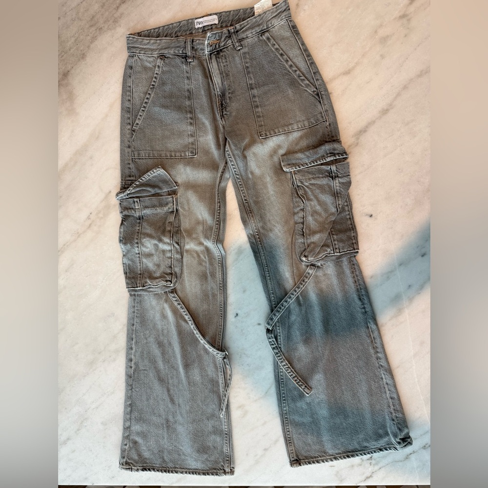 Zara Gray Flare Cargo Jeans